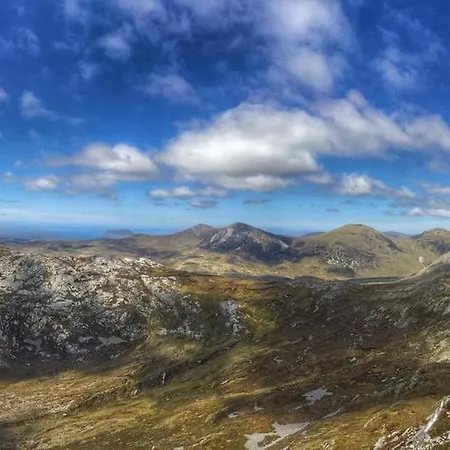 Dolphin Beach House 4* 克利夫登