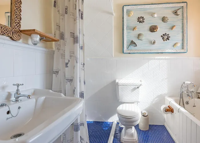 Dolphin Beach House ホテル