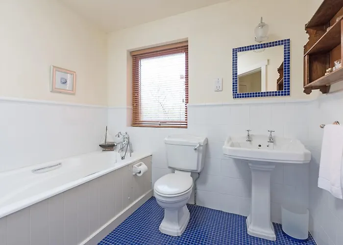 Dolphin Beach House Clifden