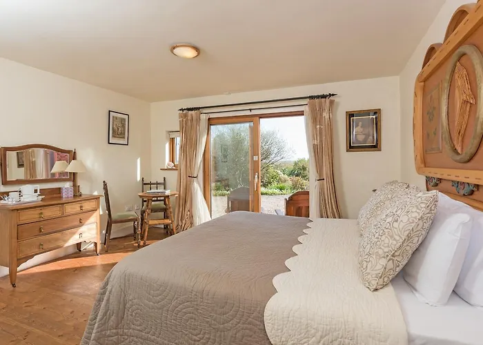 Dolphin Beach House Hotel Clifden