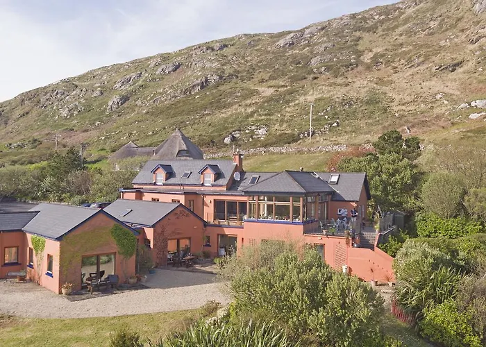 Dolphin Beach House Hotel Clifden