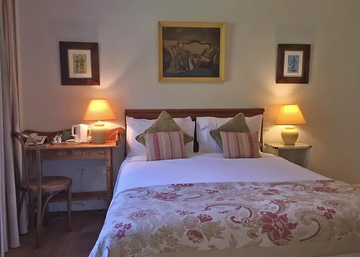 Dolphin Beach House Clifden