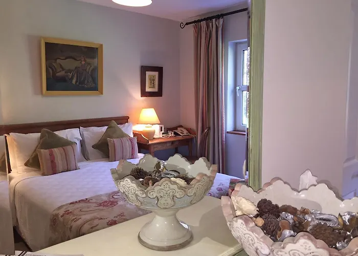 Dolphin Beach House Hotel Clifden